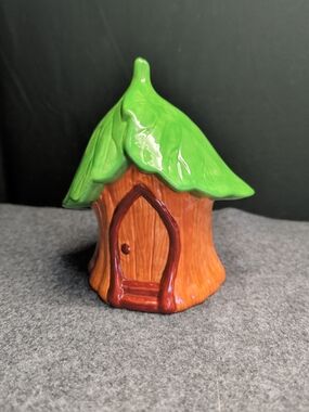 The Mayco Ceramic Flower House For Fairy Gnomes Garden 2016